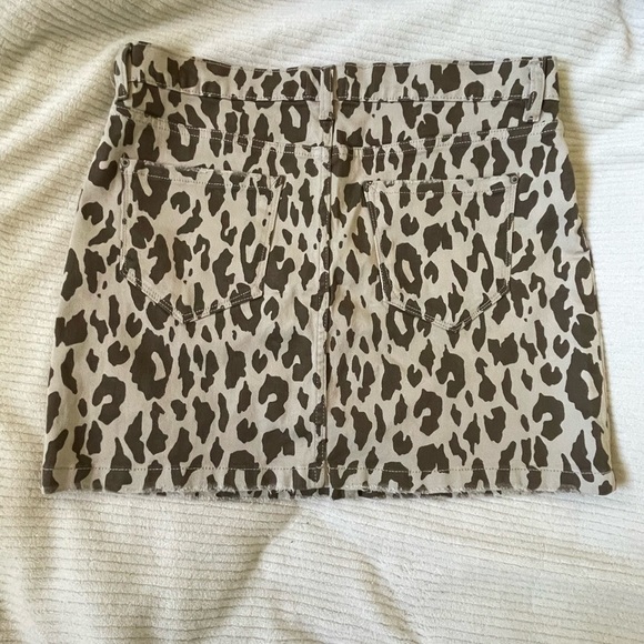 Kenzie Animal Print Mini Skirt Size 10 Stretch Denim Brown & Tan - Picture 3 of 12